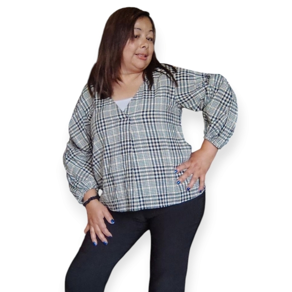 Zara Women's small Ruffled Sleeve Black and Cream Plaid Top - Picture 9 of 16